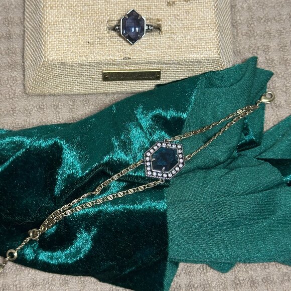 Grand Cabaret Bracelet - Picture 1 of 4